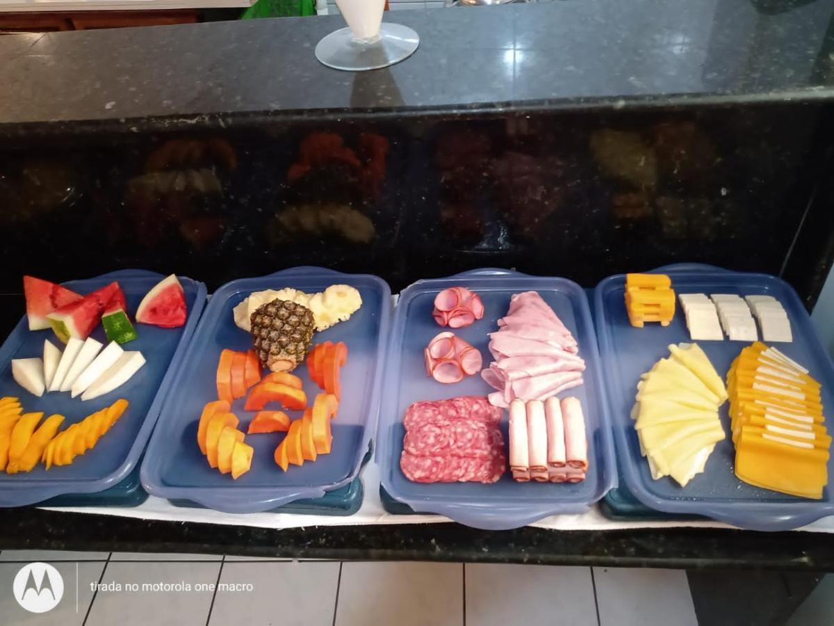 ז'אבואטו דוס גוארראפס Hotel Pousada Da Praca מראה חיצוני תמונה