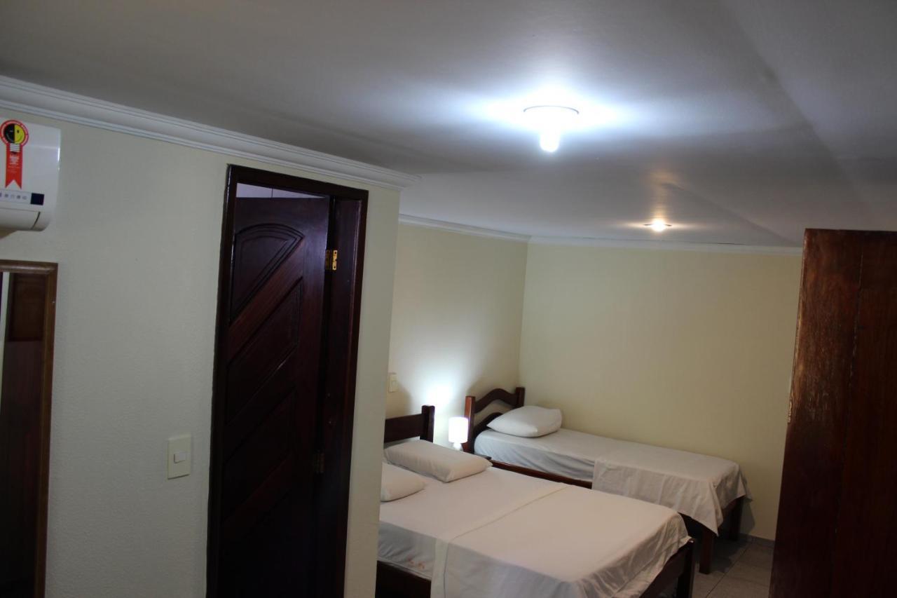 ז'אבואטו דוס גוארראפס Hotel Pousada Da Praca מראה חיצוני תמונה