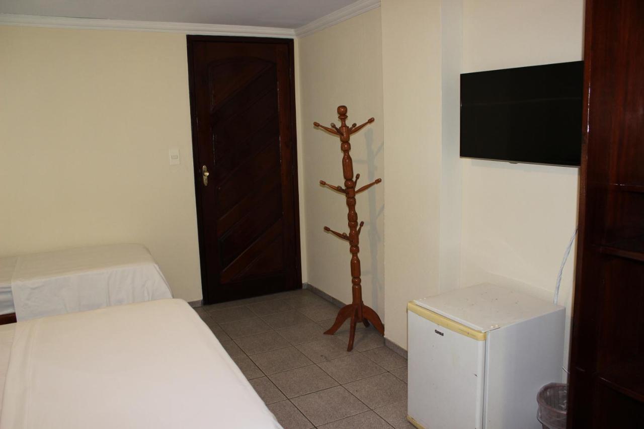 ז'אבואטו דוס גוארראפס Hotel Pousada Da Praca מראה חיצוני תמונה